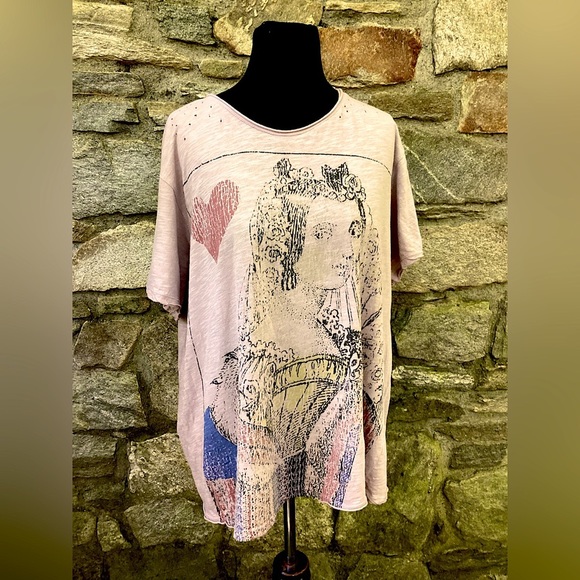 Magnolia Pearl Tops - Magnolia Pearl Queen of Hearts Oversized Shirt